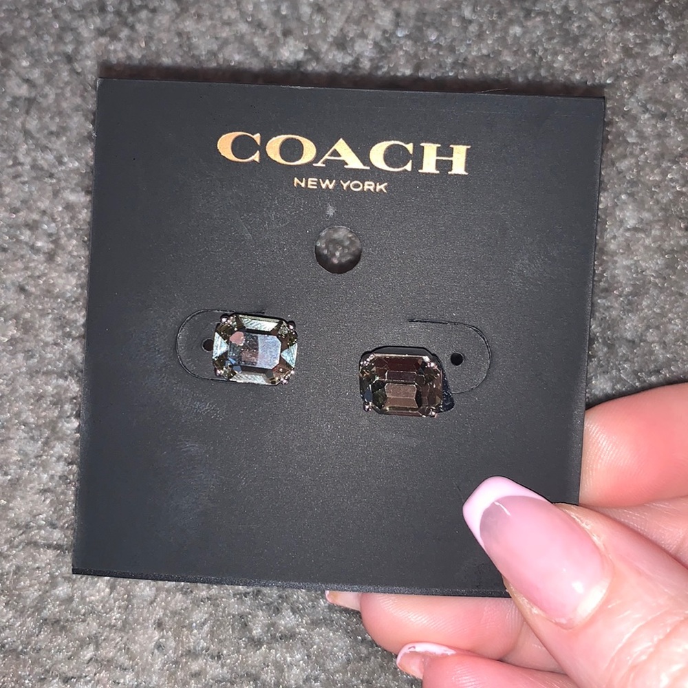 ๐ BRAND NEW COACH EARRINGS ๐ - Picture 1 of 3